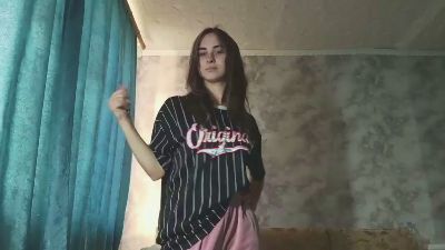 LianeIdell live cam on Cam4