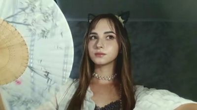 LianeIdell live cam on Cam4