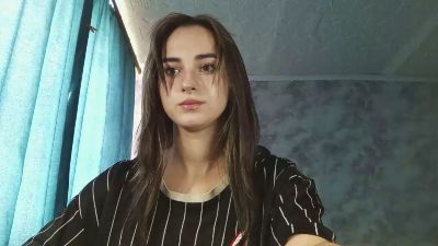 LianeIdell live cam on Cam4