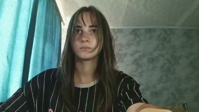 LianeIdell live cam on Cam4