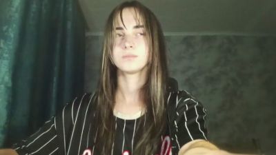 LianeIdell live cam on Cam4