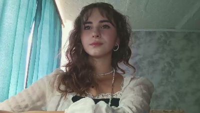 LianeIdell live cam on Cam4