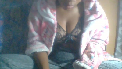 Liannah1 live cam on Cam4