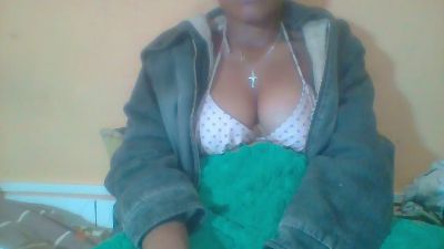 Liannah1 live cam on Cam4