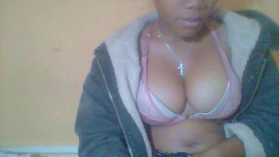 Liannah1 live cam on Cam4