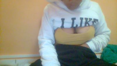 Liannah1 live cam on Cam4