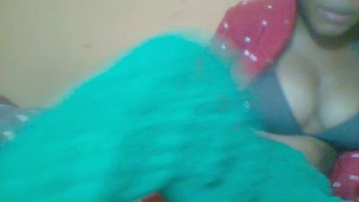 Liannah1 live cam on Cam4