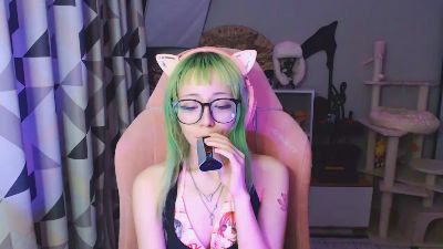 LianneBevels live cam on Cam4