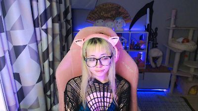 LianneBevels live cam on Cam4
