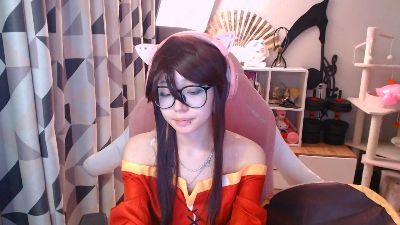 LianneBevels live cam on Cam4