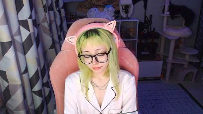 LianneBevels live cam on Cam4