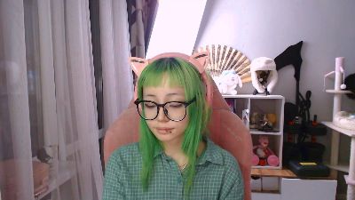 LianneBevels live cam on Cam4