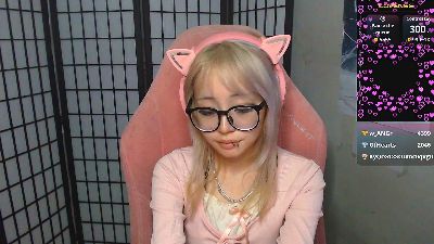 LianneBevels live cam on Cam4