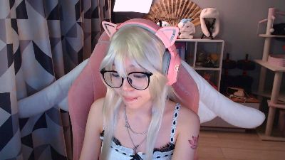 LianneBevels live cam on Cam4