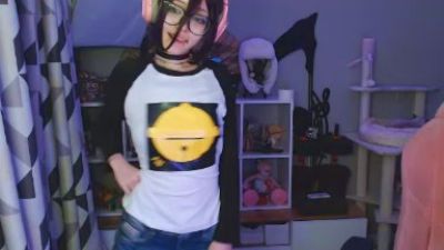 LianneBevels live cam on Cam4