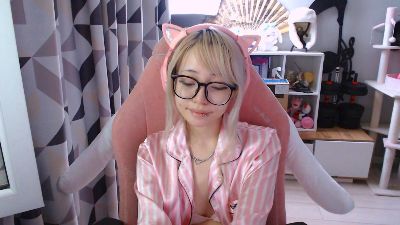 LianneBevels live cam on Cam4