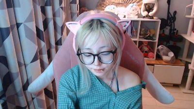 LianneBevels live cam on Cam4
