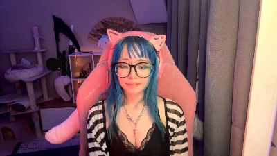 LianneBevels live cam on Cam4