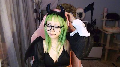 LianneBevels live cam on Cam4