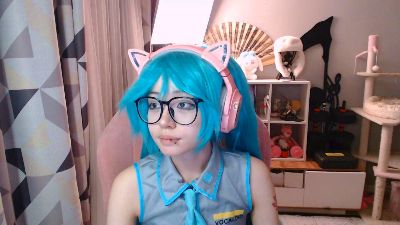 LianneBevels live cam on Cam4