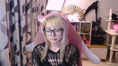 LianneBevels live cam on Cam4