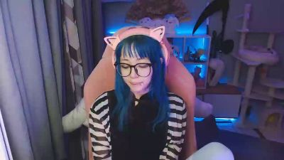 LianneBevels live cam on Cam4