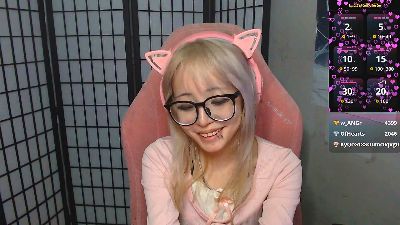 LianneBevels live cam on Cam4
