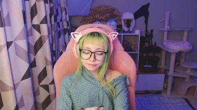 LianneBevels live cam on Cam4