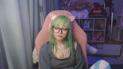 LianneBevels live cam on Cam4