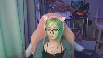 LianneBevels live cam on Cam4