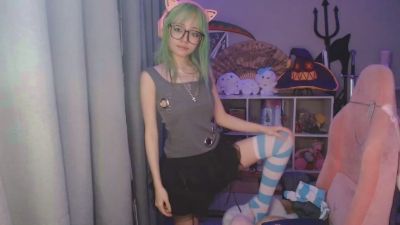 LianneBevels live cam on Cam4