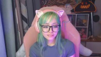 LianneBevels live cam on Cam4