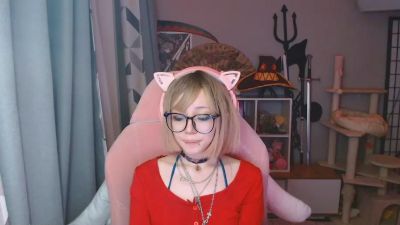 LianneBevels live cam on Cam4