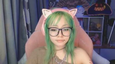 LianneBevels live cam on Cam4