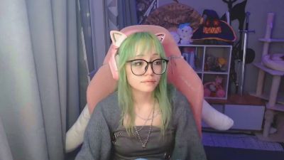 LianneBevels live cam on Cam4