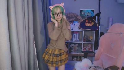 LianneBevels live cam on Cam4
