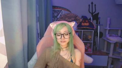 LianneBevels live cam on Cam4