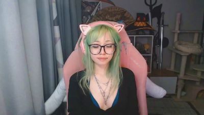 LianneBevels live cam on Cam4