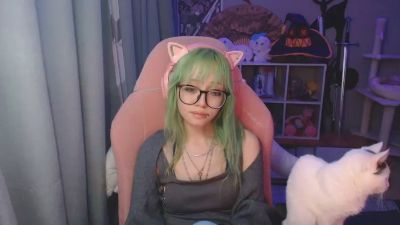 LianneBevels live cam on Cam4
