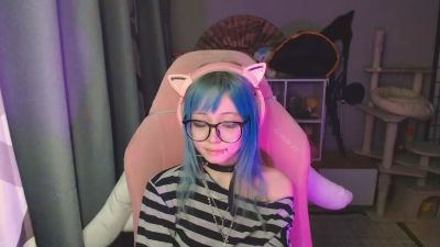 LianneBevels live cam on Cam4