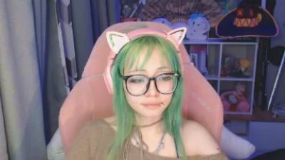 LianneBevels live cam on Cam4