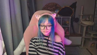 LianneBevels live cam on Cam4