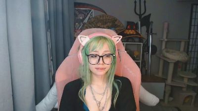 LianneBevels live cam on Cam4