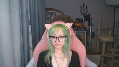 LianneBevels live cam on Cam4