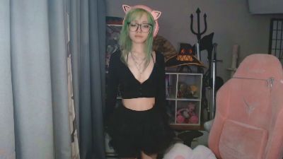 LianneBevels live cam on Cam4