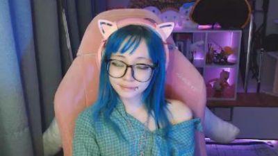 LianneBevels live cam on Cam4