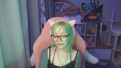 LianneBevels live cam on Cam4