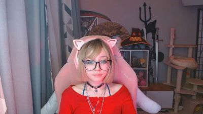 LianneBevels live cam on Cam4