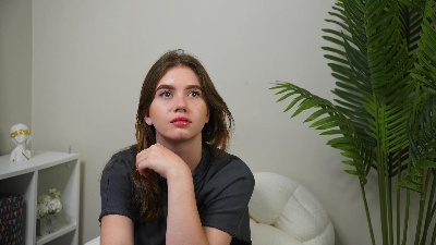 LianneDevito webcam