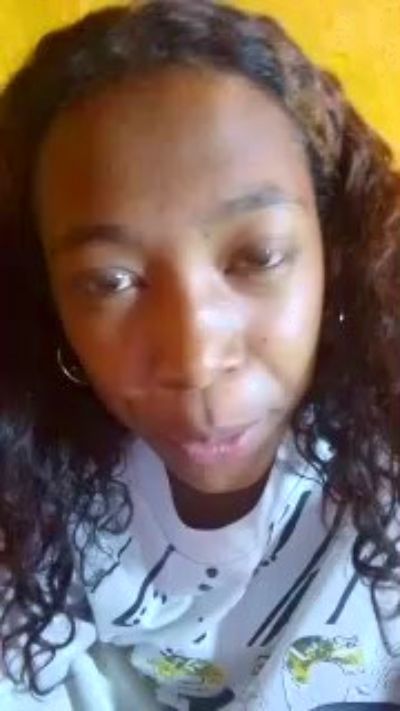 Liantsoa07 live cam on Cam4